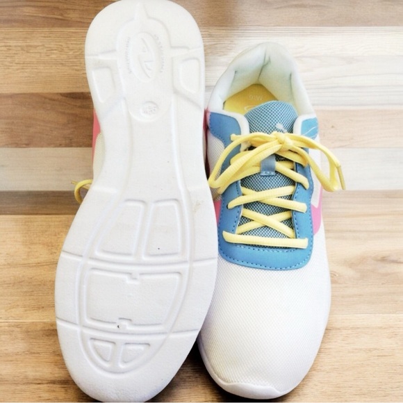 New Athletic Works Mesh Trainer Sneakers - Picture 15 of 16